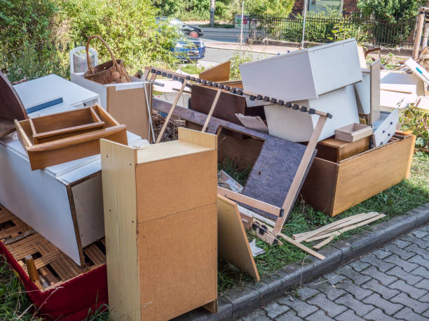 Best Basement Cleanout Services  in Sullivan, IL